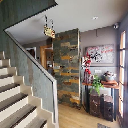 ブリオネス Chalet Entero En La Riojaヴィラ エクステリア 写真